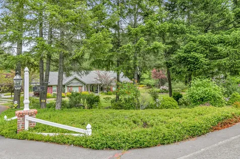 198 Daleo Drive Grants Pass OR 97527