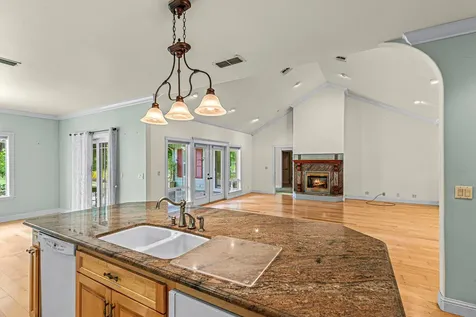 198 Daleo Drive Grants Pass OR 97527