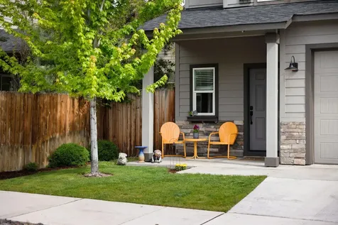 1156 W Hill Avenue Sisters OR 97759