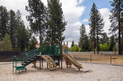 1156 W Hill Avenue Sisters OR 97759