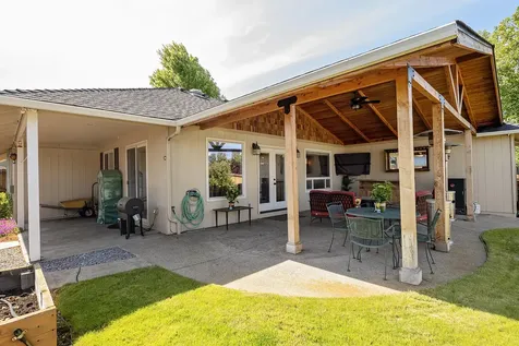 3846 Arrowhead Drive Medford OR 97504