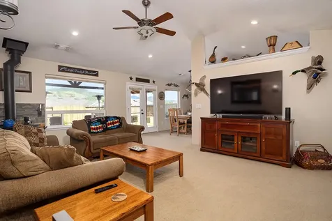 3846 Arrowhead Drive Medford OR 97504