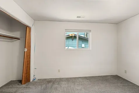 1556 Windsor Street Ashland OR 97520