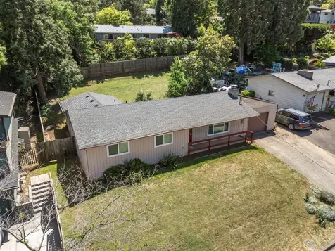 1556 Windsor Street Ashland OR 97520