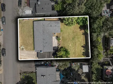 1556 Windsor Street Ashland OR 97520