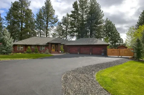 15864 Blue Jay Way Sisters OR 97759