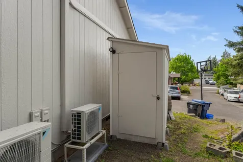 1242 SW Silver Lake Boulevard Bend OR 97702