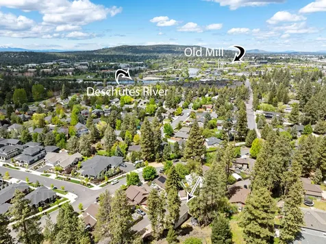 1242 SW Silver Lake Boulevard Bend OR 97702