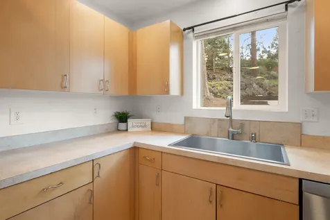 1242 SW Silver Lake Boulevard Bend OR 97702