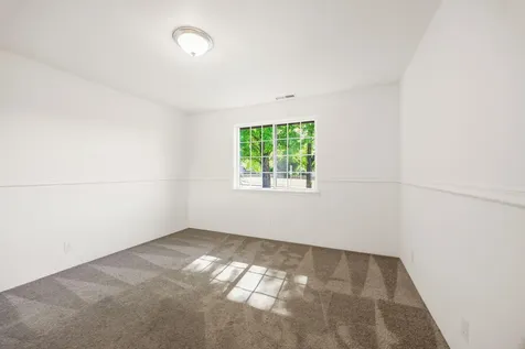 1777 W Harbeck Road Grants Pass OR 97527