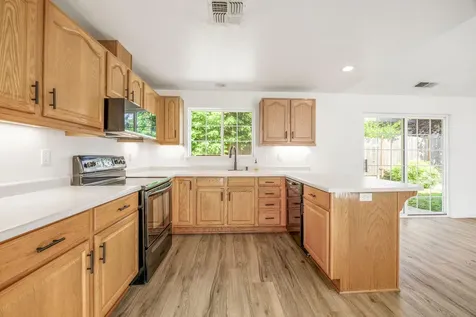 1777 W Harbeck Road Grants Pass OR 97527