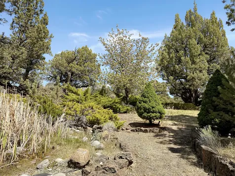 64472 Mcgrath Road Bend OR 97701
