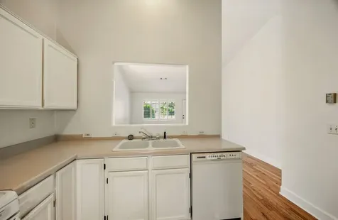 138 Crocker Street Ashland OR 97520