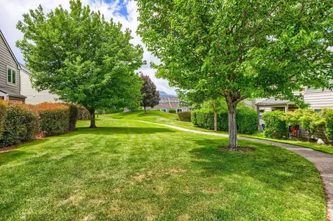 138 Crocker Street Ashland OR 97520