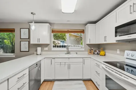 1201 Kelly Street Medford OR 97501