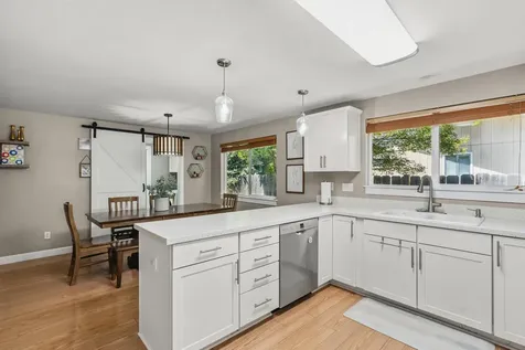 1201 Kelly Street Medford OR 97501
