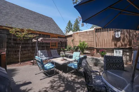 1527 Pacific Terrace Klamath Falls OR 97601