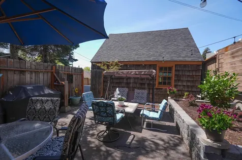 1527 Pacific Terrace Klamath Falls OR 97601