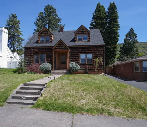 1527 Pacific Terrace Klamath Falls OR 97601