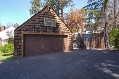 1527 Pacific Terrace Klamath Falls OR 97601