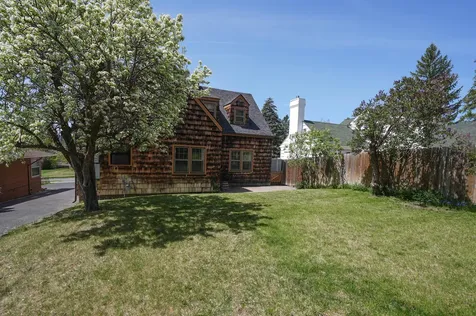 1527 Pacific Terrace Klamath Falls OR 97601