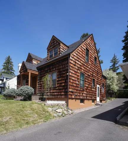 1527 Pacific Terrace Klamath Falls OR 97601