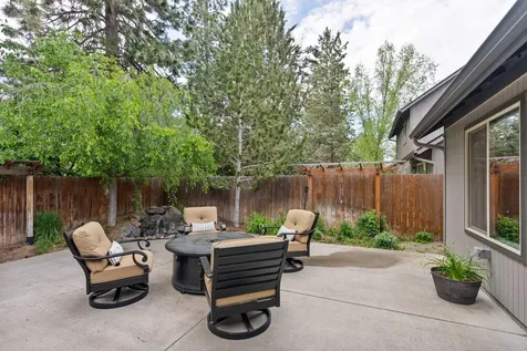 61293 Osprey Nest Place Bend OR 97702