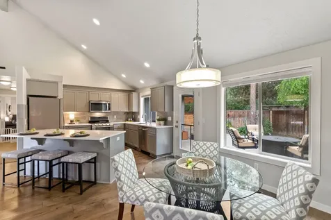 61293 Osprey Nest Place Bend OR 97702