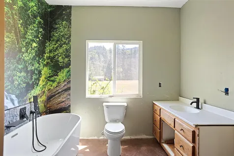 251 W Savage Creek Road Grants Pass OR 97527