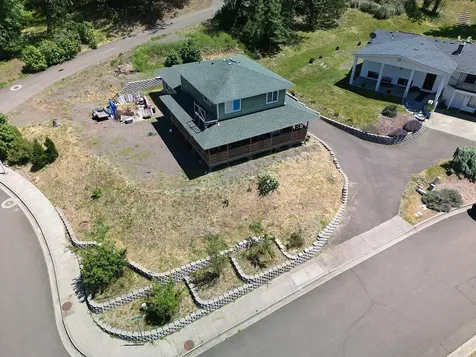 105 Linda Lane Shady Cove OR 97539