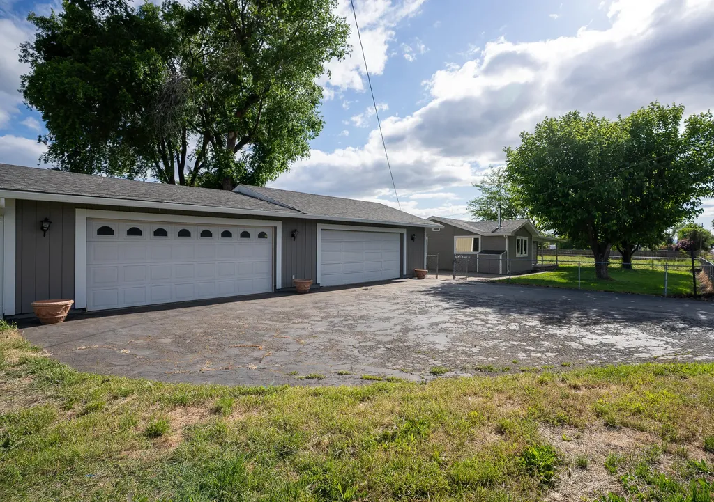 2364 Fowler Lane Central Point OR 97502