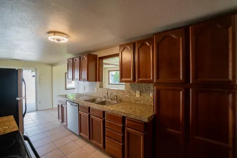 2364 Fowler Lane Central Point OR 97502