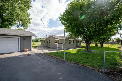 2364 Fowler Lane Central Point OR 97502