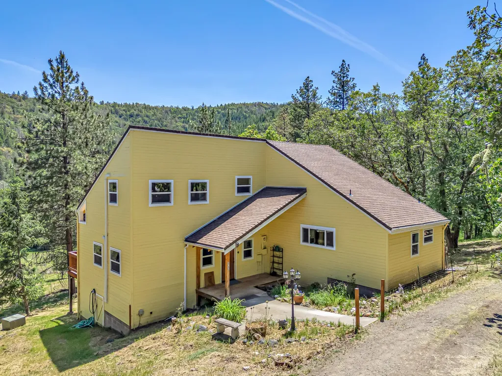 4780 Andrews Road Medford OR 97501