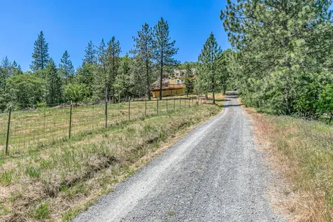4780 Andrews Road Medford OR 97501