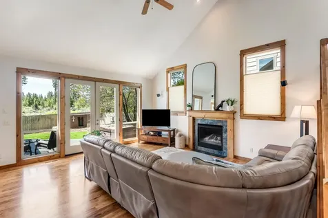 60853 Goldenwood Loop Bend OR 97702