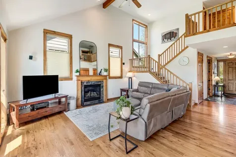 60853 Goldenwood Loop Bend OR 97702