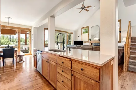 60853 Goldenwood Loop Bend OR 97702