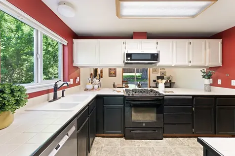 1516 NE Locksley Drive Bend OR 97701