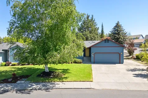 1516 NE Locksley Drive Bend OR 97701