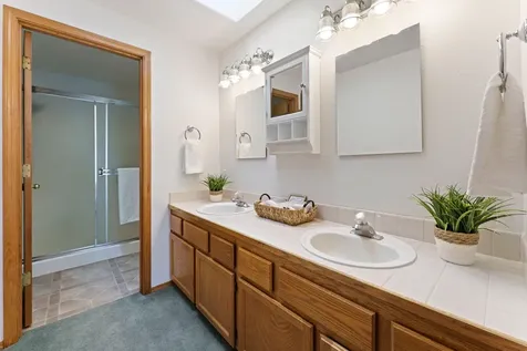 1516 NE Locksley Drive Bend OR 97701