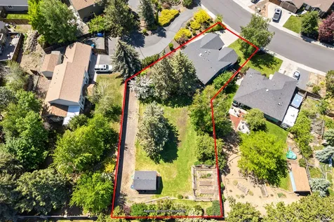 1516 NE Locksley Drive Bend OR 97701