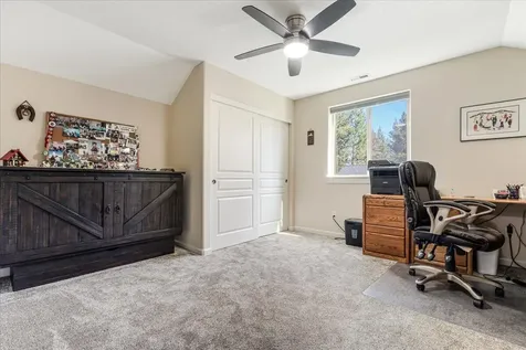 51875 Hollinshead Place La Pine OR 97739