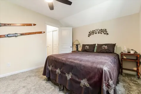 51875 Hollinshead Place La Pine OR 97739