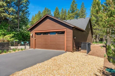 51875 Hollinshead Place La Pine OR 97739