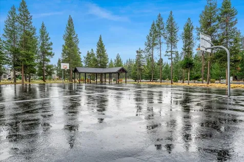 51875 Hollinshead Place La Pine OR 97739