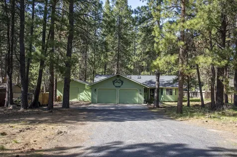 18944 River Woods Drive Bend OR 97702