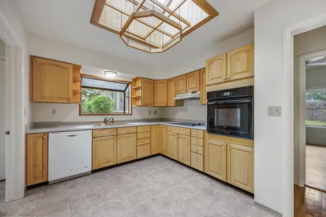 769 S Mountain Avenue Ashland OR 97520