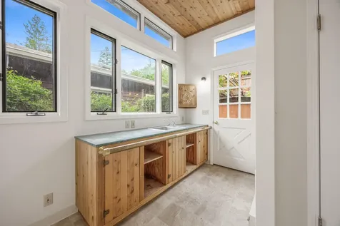 769 S Mountain Avenue Ashland OR 97520
