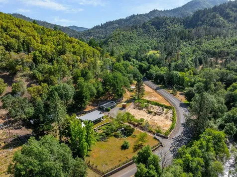 15551 E Evans Creek Road Rogue River OR 97537